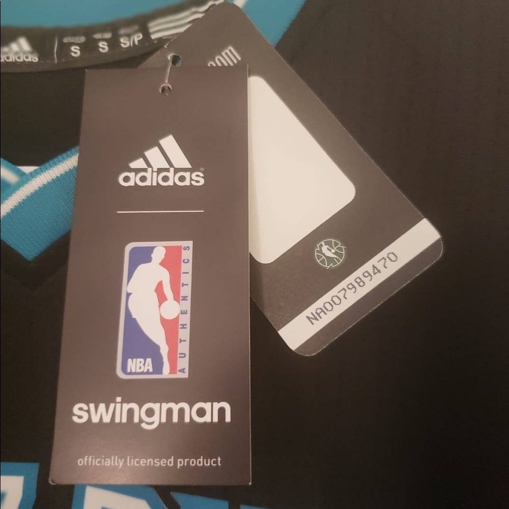 Adidas Kemba Walker Charlotte Hornets jerseys